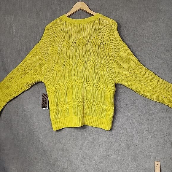 Vans Womens Yellow Knit Long Sleeve Fashion Sweater NWT Size Small - Picture 14 of 16